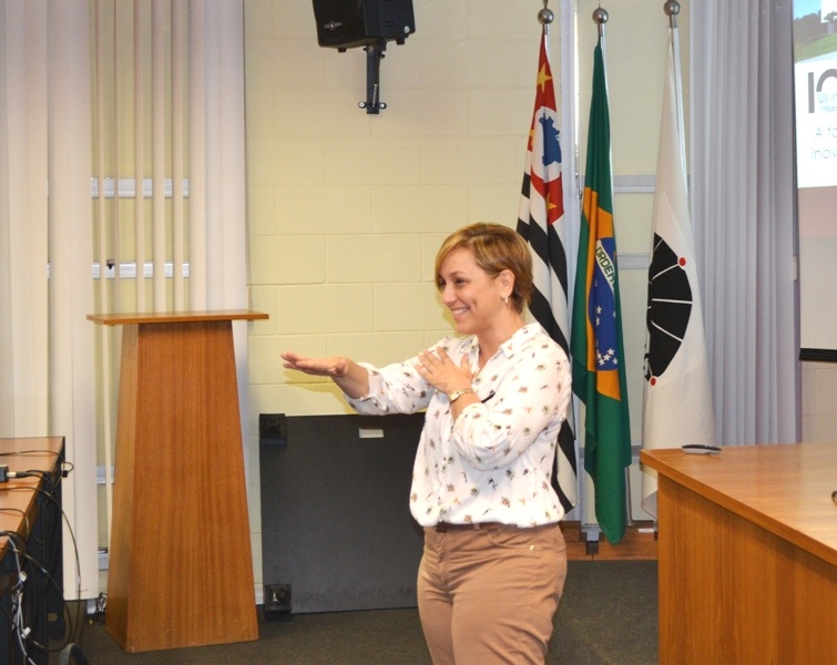 Eliana Amaral diz que faculdades têm a mesma personalidade e podem desenvolver projetos de formação médica mútuos. Fotos: Edimilson Montalti - ARPI-FCM/Unicamp