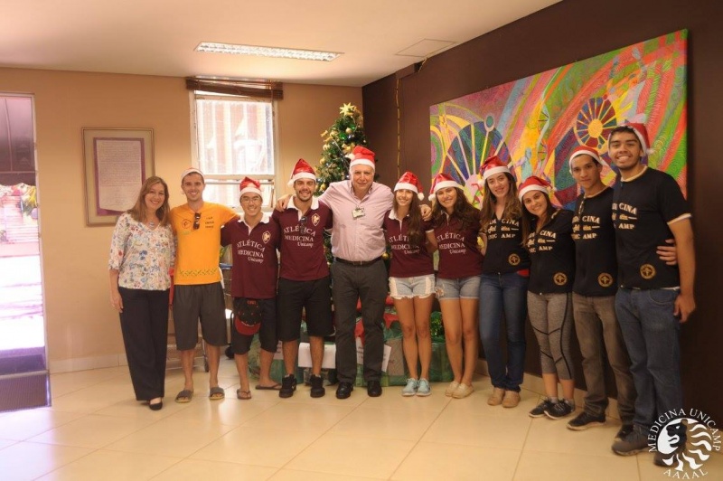 Campanha de natal da FCM arrecada brinquedos para o Grupo Comunitário Criança Feliz, localizado em Campinas/Fotos: Yan Guida