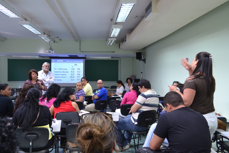 Capacitação do Programa Mais Médicos aborda Diabetes Mellitus e reúne cerca de 40 profissionais de saúde