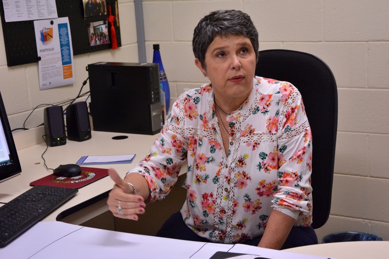 "Para o perfil dessa disciplina, o Moodle é adequado", disse Angela. Foto: Mário Moreira. CADCC-FCM/Unicamp