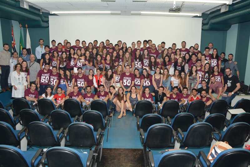 50ª Turma de Medicina da FCM: Aula da Saudade, descerramento de quadro de fotos e placa e banho de lama/Foto: Mario Moreira