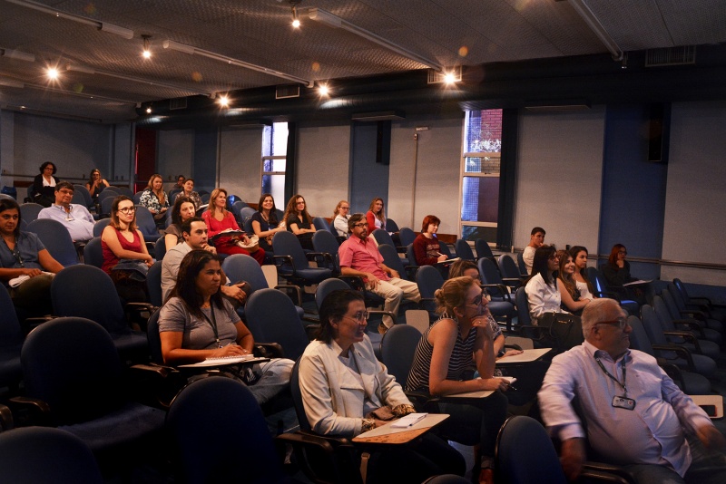 Shawn Lockhart, do Centers for Disease Control and Prevention/EUA, fala sobre o fungo Candida auris/Foto: Marcelo Oliveira 