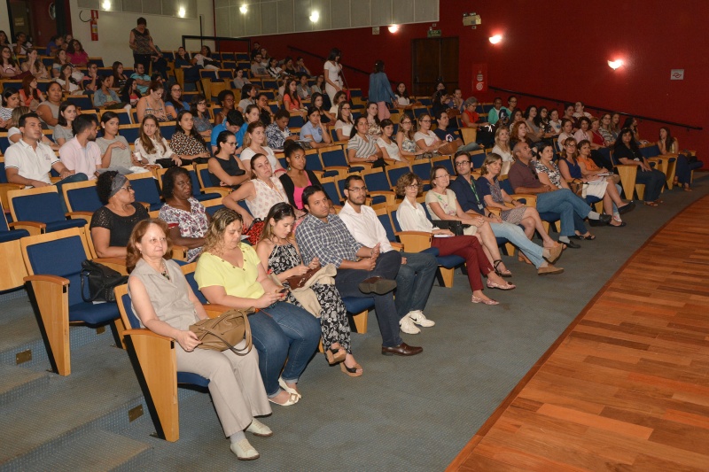 XVI Seminário dos Cursos de Aprimoramento e Especialização da FCM recebe ingressantes de 2017/Foto: Mario Moreira