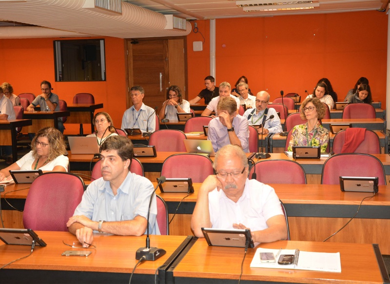 CID e membros da Congregação da FCM. Foto: Mario Moreira - FCM/Unicamp