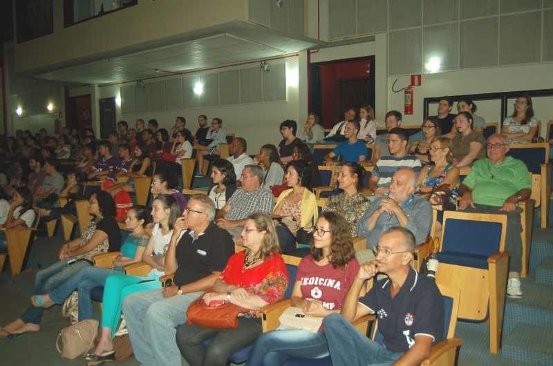 Foto: Edimilson Montalti e Eliana Pietrobon. ARPI/FCM-Unicamp