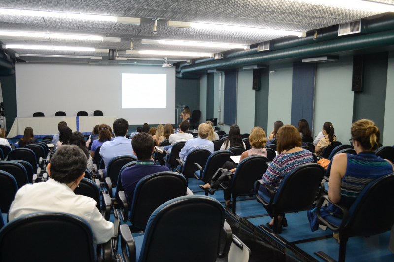 Residentes do Programa de Residência Médica em Pediatria apresentam Trabalhos de Conclusão de Curso/Foto: Camila Delmondes