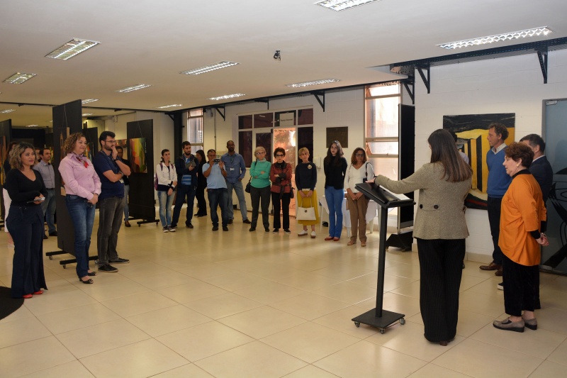 Amigos, familiares, funcionários e autoridades da Unicamp estiveram na abertura da exposição/Foto: Mário Moreira