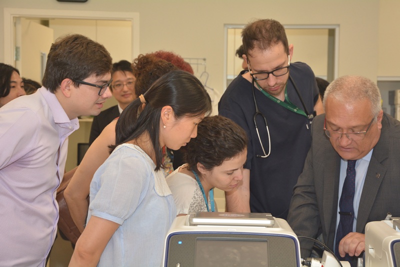 Visita ao Laboratório de Doenças Epidemiológicas e Infecciosas da FCM/Foto: Mário Moreira